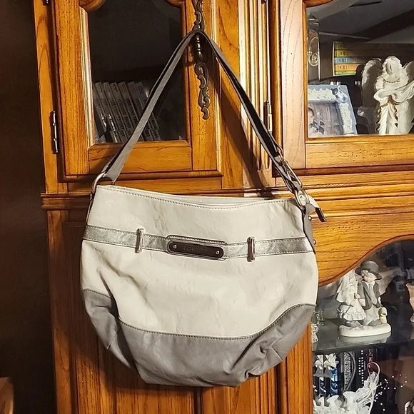 ‼️50%_5+Bundles‼️ ROSETTI Shoulder Bag P2 - Picture 1 of 14